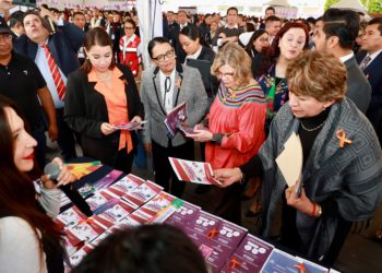 Rosa Icela encabeza jornadas de autocuidado para la prevención de violencia contra mujeres en Nezahualcóyotl