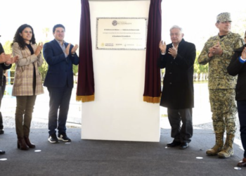 Inauguran AMLO y Samuel García acueducto El Cuchillo II