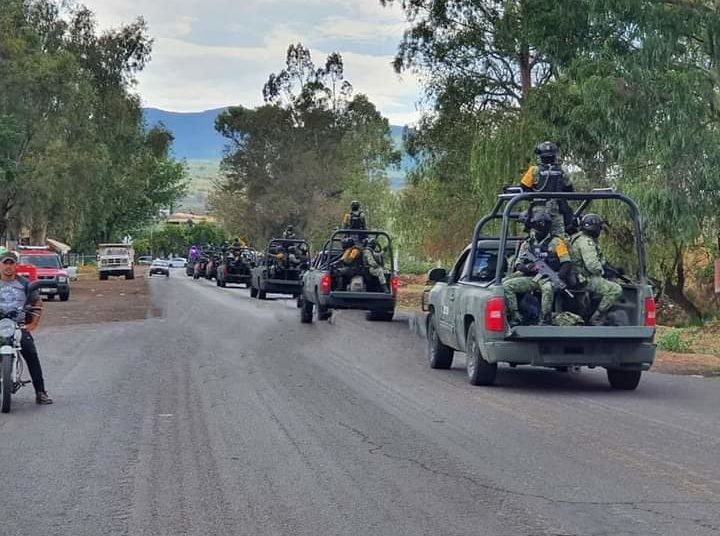 Matan a militar tras emboscada en Múgica, Michoacán
