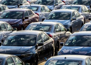 Recaudan más de 4 mil mdp a través de la regularización de autos chocolate en México