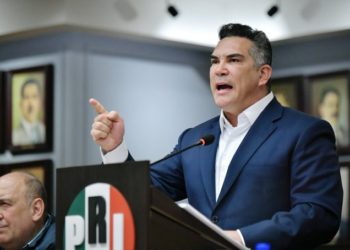 Alejandro Moreno ordena expulsión del PRI de diputadas que votaron a favor de ratificar a Ernestina Godoy
