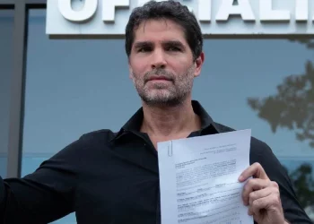 Tras quedar fuera de la contienda presidencial, Eduardo Verástegui va por nuevo partido