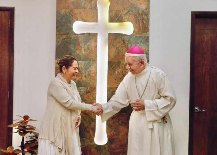Senadora Lucy Meza y obispo Ramón Castro Castro unen esfuerzos por la paz en Morelos