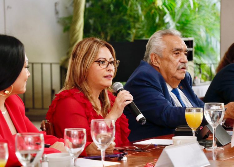 La senadora Lucy Meza se une a empresarios para impulsar la recuperación de Morelos