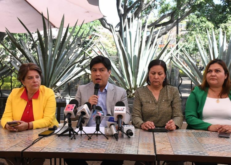  Aseguran que acusaciones contra Lucy Meza son distractor a favor de Cuauhtémoc Blanco