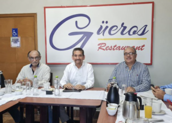 Alcalde de Huatabampo adeuda ‘primas vacacionales’ a los trabajadores