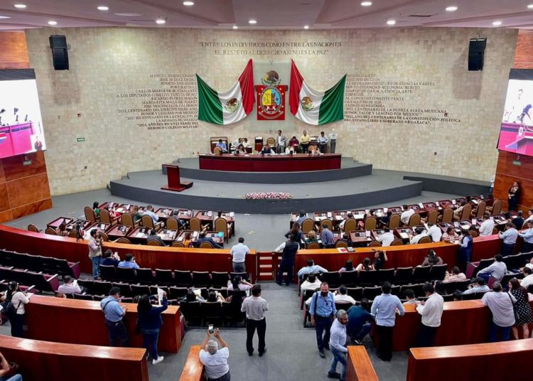 Congreso de Oaxaca suspende ayuntamiento de Tamazulápam del Progreso por pugnas internas