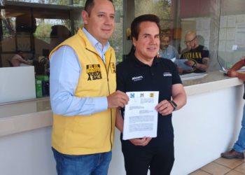 PAN, PRI y PRD formalizan queja contra AMLO en el INE