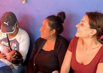 Tunden a candidata de Morena por bromear con un asalto; “ya se la saben…”