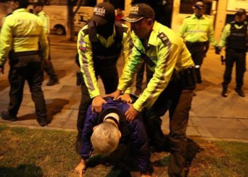 Reprocha AMLO ambigüedad de EU y Canadá sobre Ecuador