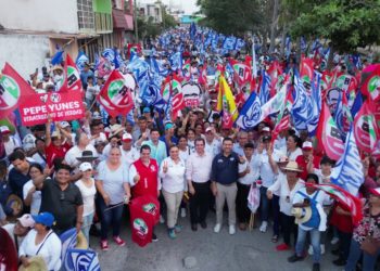 Firma Pepe Yunes compromisos por el campo de Veracruz