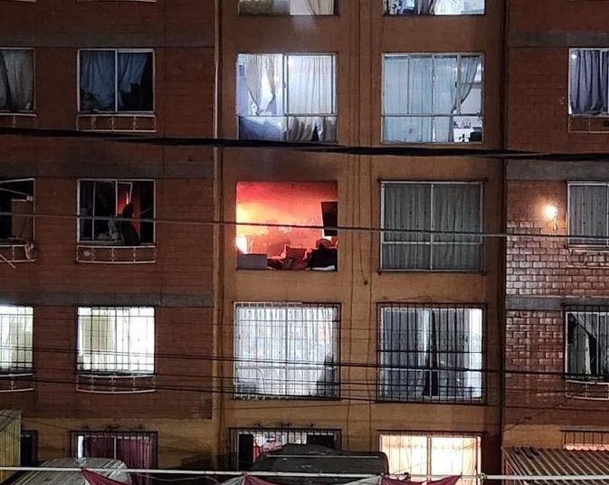 Explota departamento en la Agrícola Oriental, evacuan a 150 vecinos