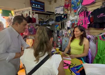 Rebasa Chema “por la izquierda” a Verónica Delgadillo