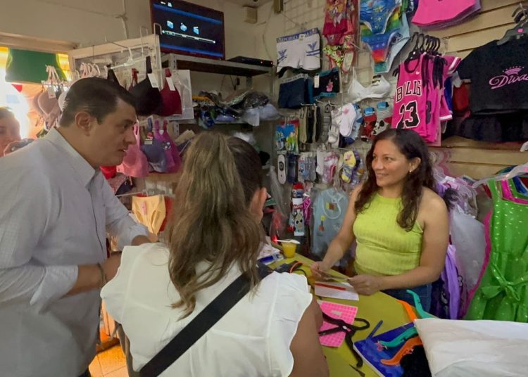 Rebasa Chema “por la izquierda” a Verónica Delgadillo