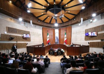 TEPJF restaura candidaturas de Alberto Esquer y Eliseo Fernández para el Senado