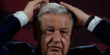 Apagones de ayer, por alta demanda de energía por el calor: AMLO