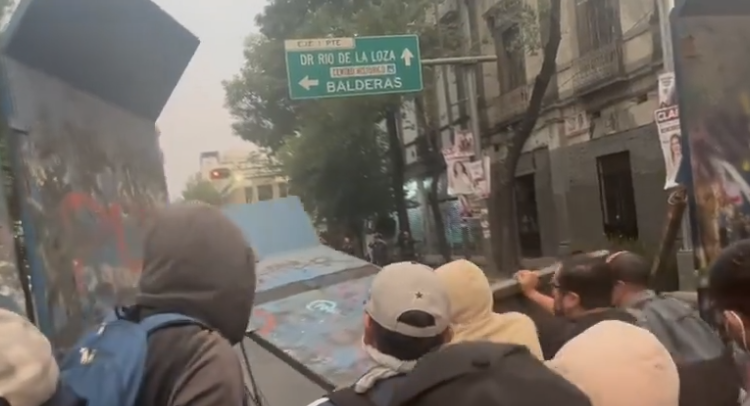 “No caeremos en provocaciones”, reitera Luisa María Alcalde tras manifestación de normalistas