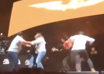 Cae templete en evento de Máynez en Nuevo León, hay 5 muertos y más de 50 heridos