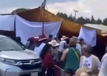 Deja varios lesionados caía de lona en cierre de campaña de Morena en Xonacatlán