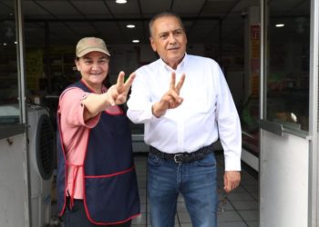 Manlio Fabio Beltrones promete transformar Puerto Peñasco en un destino turístico de primera clase