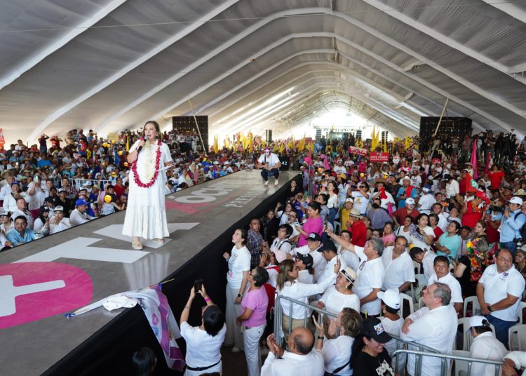 Con el compromiso de recuperar la grandeza de Veracruz, Xóchitl Gálvez y Pepe Yunes cierran campaña
