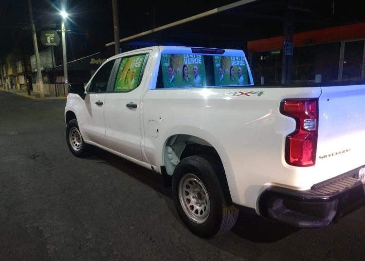 Balean camioneta del candidato del PVEM a la alcaldía de Chalco