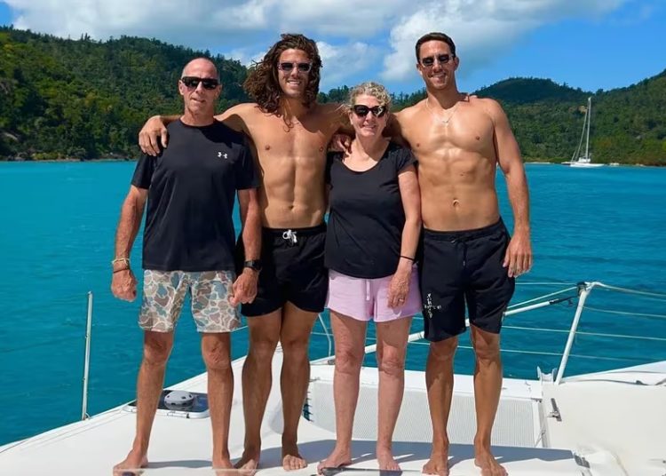 Hallan tres cuerpos en Ensenada, zona en la que desaparecieron dos surfistas australianos y uno estadounidense
