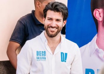 Realiza Diego Calderón campaña constructiva en Salamanca