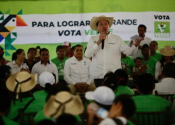 Eruviel Ávila elogia a Sheinbaum y llama a priistas a sumarse al proyecto verde