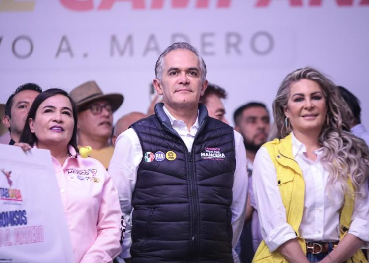 Metrobús, pavimentación, parque lineal en Gran Canal, médico en tu casa y estaciones de policía, propuestas de Mancera para la GAM