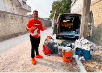 Queman camioneta de campaña de candidato de MC en Campeche