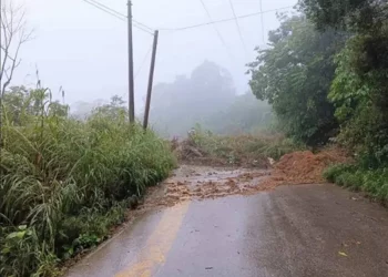 Derrumbes tienen incomunicadas comunidades en zona serrana de Chiapas