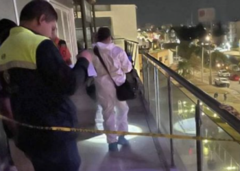 Clausuran bar Rich tras colapso de barandal; identifican a los dos fallecidos