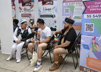 Aplicó IMSS 803 pruebas de VIH y Hepatitis C en marcha LGBTTQI