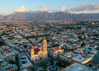 Instala Alcalde Chema Fraustro Comité de Festejos por 447 aniversario de Saltillo