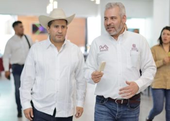 Comparte Ramírez Bedolla avance del cablebús con alcalde electo de Uruapan