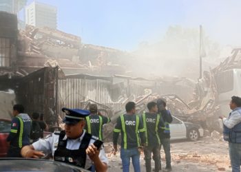 Se derrumba mítico edificio “El Patio” ubicado en alcaldía Cuauhtémoc