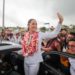 Claudia Sheinbaum llega a Minatitlán para iniciar segunda gira con AMLO