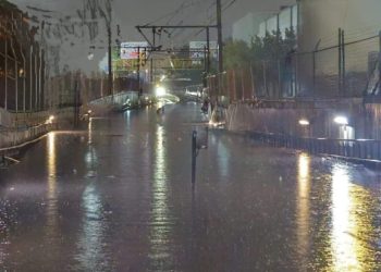 Suspenden servicio en Línea A del Metro por inundación en las vías