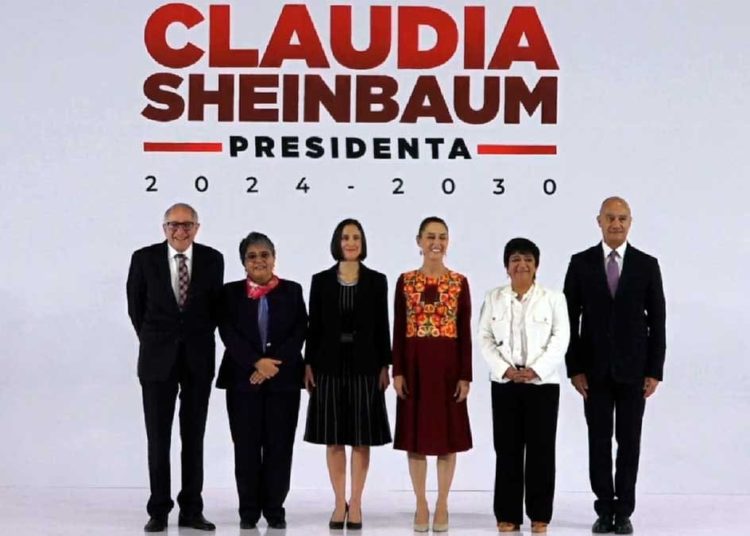 Luz Elena González, David Kershenobich, Raquel Buenrostro, Jesús Esteva y Edna Vega se suman al gabinete de Sheinbaum