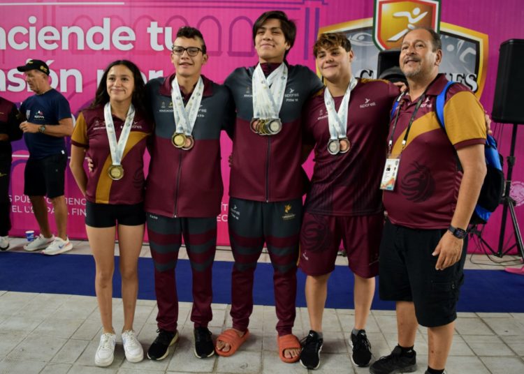 Delegación mexiquense de natación conquista 37 medallas en los Juegos Nacionales CONADE 2024