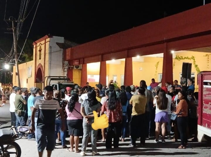 Pobladores encarcelan a alcaldesa de San Juan Bautista Cuicatlán por presunto desvío de recursos