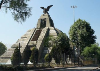 Se registra conato de incendio en el Monumento a la Raza, en la Gustavo A. Madero de CDMX