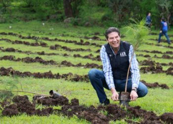 Llama alcalde Alfonso Martínez a no “satanizar” la productividad agrícola