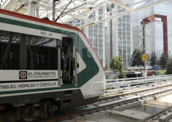 Anuncia Sheinbaum dos proyectos de trenes de pasajeros hacia el norte del país