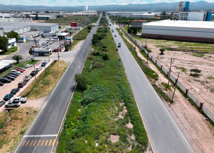 Alcalde de San Luis Potosí entrega rehabilitación del Eje 140