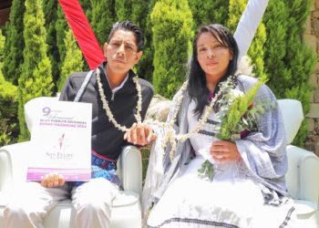 Se prometen “siya” 27 parejas mazahuas en el Estado de México