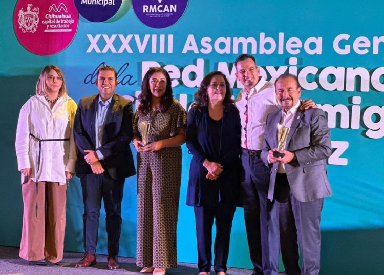 Otorgan a Pedro Rodríguez Premio Ciudad Amiga de la Niñez