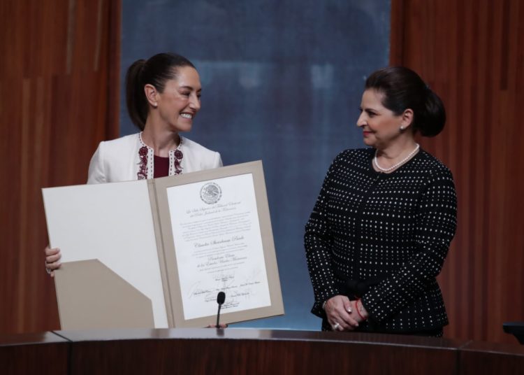 Sheinbaum recibe constancia de mayoría como presidenta electa