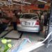 Auto se estrella y se mete en supermercado en la alcaldía Coyoacán
